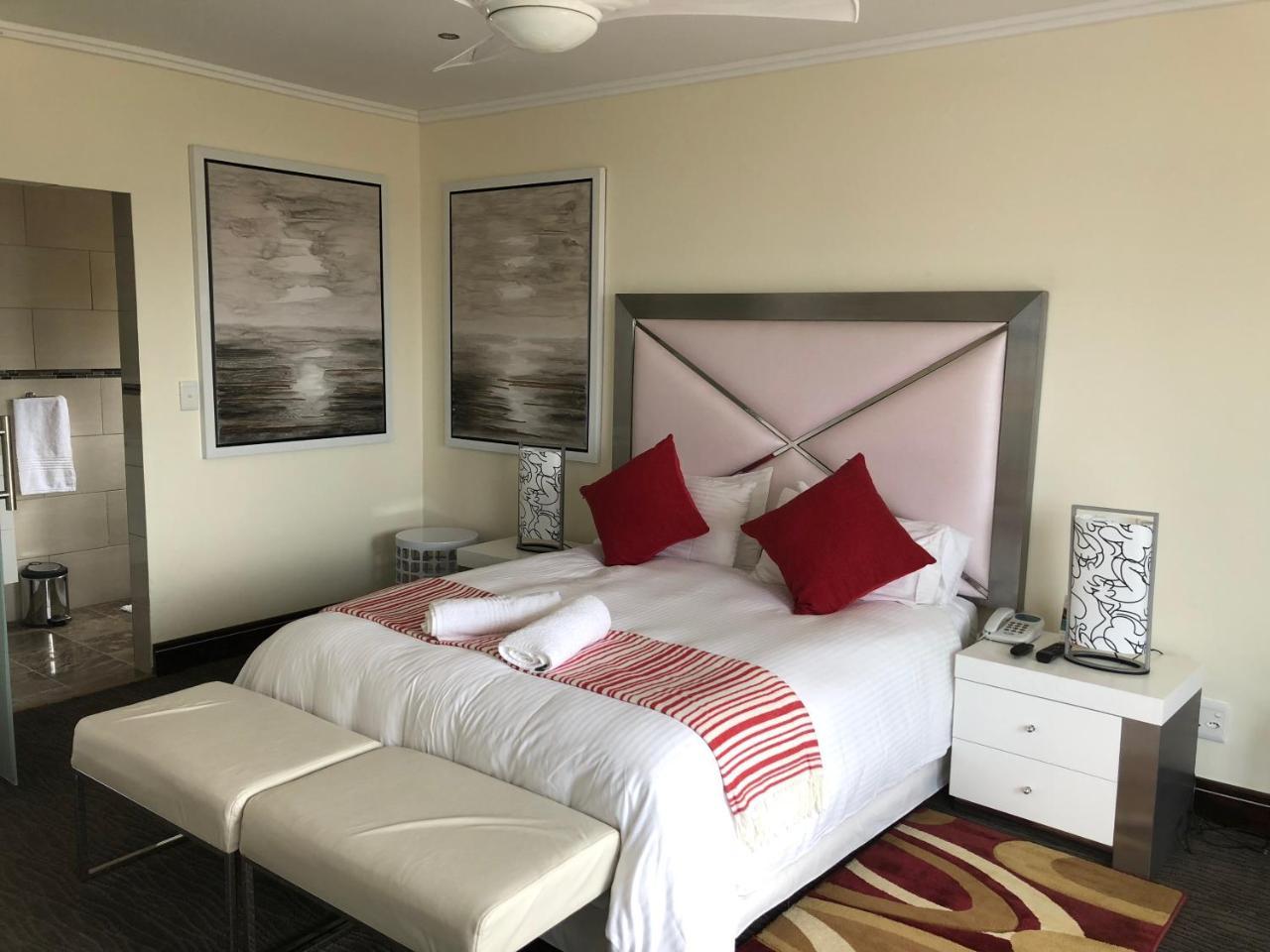 Coral Beach Bed & Breakfast East London Exterior foto